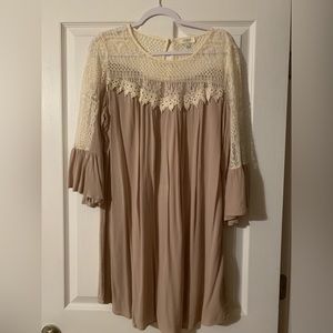 Shift Dress with lace detail